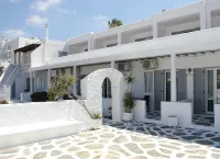 Zannis Hotel