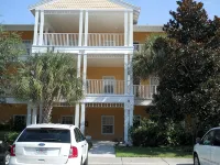 Spacious Resort Condo on Lake 10 Min from Disney-Fab Amenities 120+ 5 Stars - spa