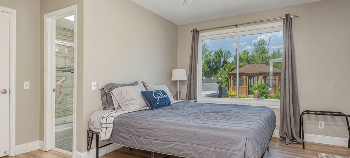 Relaxing Pool & Hot Tub House near RIT Inn Hotels in Henrietta