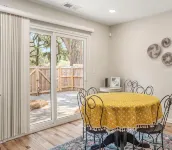 Pet-Friendly Bungalow Near Parris Island, Downtown Waterfront & Parks