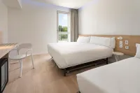 B&B Hotel Lleida Отели в г. 