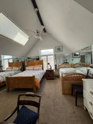 Charming 3 Bedroom family house with hot tub on 2 acres panoramic views - 3つ星