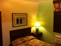 Hotel Iberia - San Juan Hotels in Condado