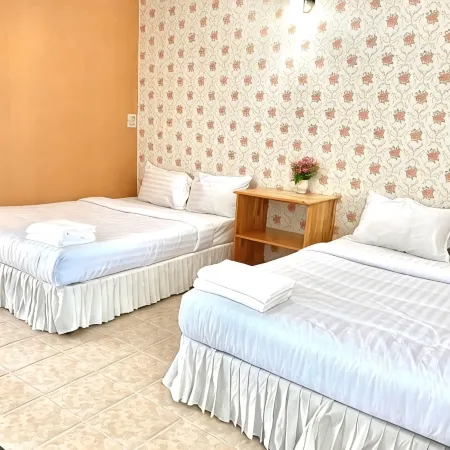 Marshal Resort