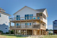 4BR 3BA Waterfront Slice of Heaven! Luxury, hot tub, sunsets, fishing.