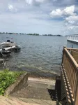 Charming Cottage on the Bay and Golf Course with private patio and boat dock. - Wifi