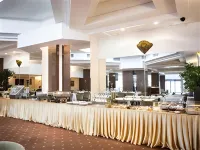 Crystal Palace Hotel - Desayuno