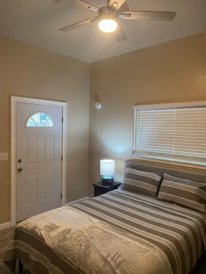 Cozy New Apartment in Fairbanks - balcony