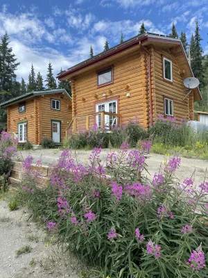 Log Cabin with Amazing Mountain & Lake Views  (allergy-friendly) Hotels in 
