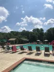 Cameo Tree Top Chalet - HOT TUB and Pet Friendly - 3-Star