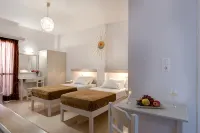 KAMARELA STUDIOS - New
