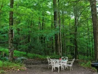 Trails Head Tiny House Hotel di Thompson
