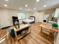 Charming Cabin• Steps from the Beloved Mountain View Cafe - Homestays