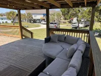 Charming 3-bedroom bungalow in Sneads Ferry with boat dock and gazebo access - Wi-Fi