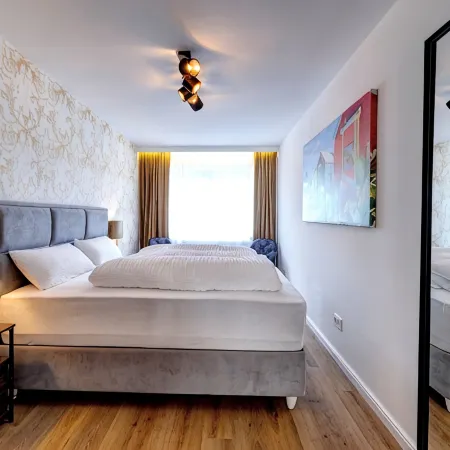 Luxury apartment, 140sqm, top location, two parking spaces