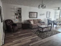 Charming 1-bedroom apartment in fabulous Downtown Galena with WiFi, AC - 2-Sterne