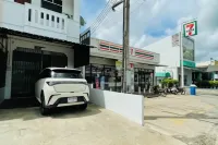 Kuan Mapraw Villa 2 - Parking