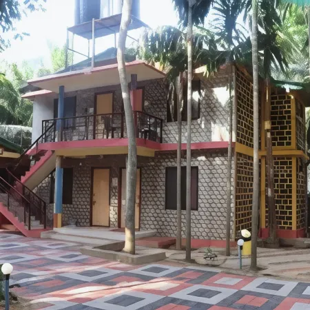 Belaku Farm House