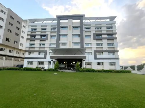 The Sky Imperial- Hotel Gopal Darshan