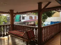 大城府班坤旅館 - 家庭旅館
