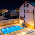 Kavkaz Hotel - parking