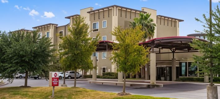 Best Western Plus Lackland Hotel  Suites Hoteles en Condado de Bexar