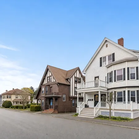 Historic Salem Retreat. Near Waterfront + Downtown