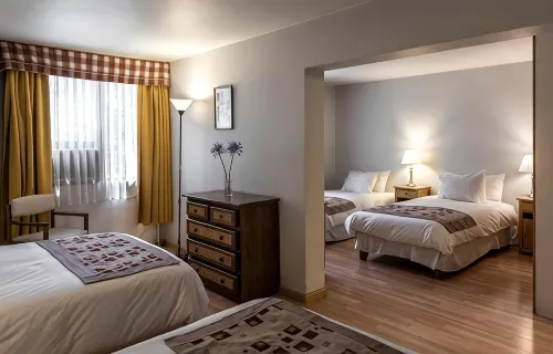 Hotel Nippon y Centro de Eventos - parcheggio