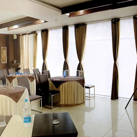 Hotel Orbit
