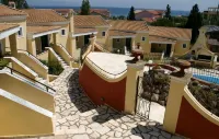 Mediterranean Blue - parking