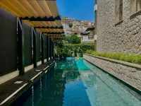 Onia Luxury Escape - piscine