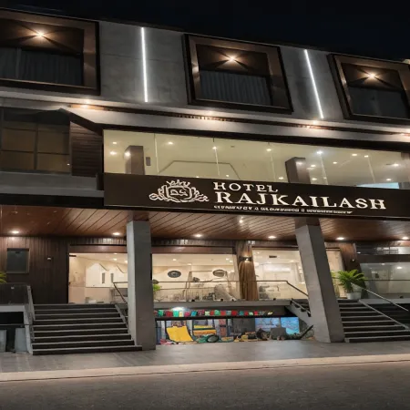 Hotel RajKailash