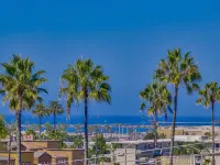 New Spanish Style Townhome Just Blocks to the Beach with Panoramic Ocean View - Balkoner