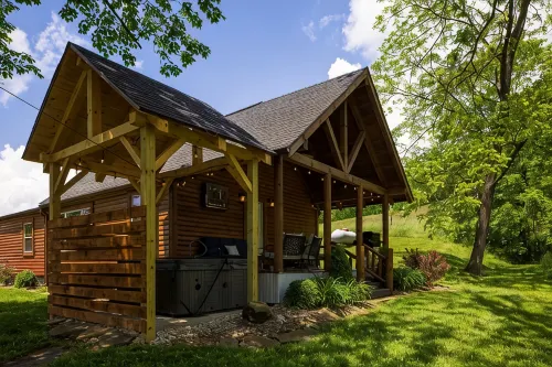 Just minutes away from Hocking Hills parks! - 3-Star