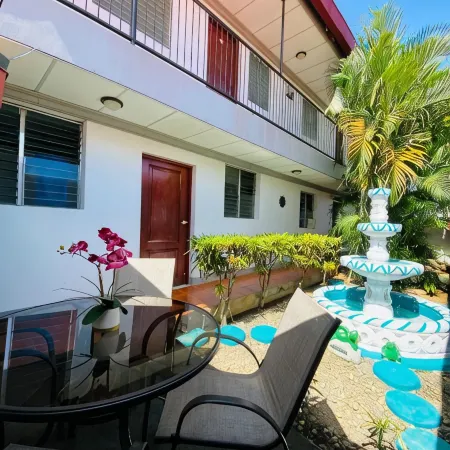 Hostal Clary
