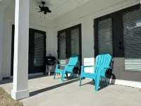 Large Family Friendly 4BR/10 Bed. Pool, Bay Access - บังกะโล