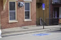 Ulysses Suites, Suite 302