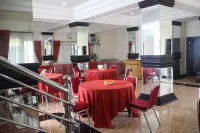 Top Star Hotel