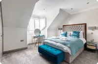 St Andrews 5 Star Luxury Villa,  Garden SPA HotTub, Sauna, Steam Room & parking - Villas