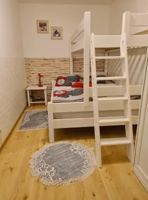 Gemütliche Ferienwohnung in Grünen Parkwohnanlage mit Balkon - 3-نجوم