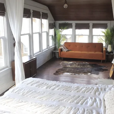 Bright, spacious, historic home in downtown Viroqua.