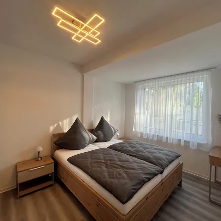 City-Apartment - The modern vacation apartment in Borna Hotele w: Borna