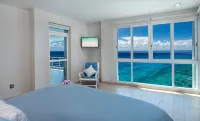 Stunning 7th floor condo, Excellent Snorkeling, Fantastic Oceanfront terrace! - 4 星級