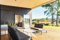 Large Waterfront Mangawhai Holiday Home Enjoy the Beaches - 무료 와이파이