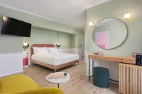 De Cardo Hotel - bars