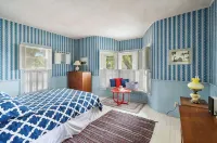 Lake Charlevoix Family Resort ~ 3 Houses ~ Perfect Retreat For Families! - 3 estrellas