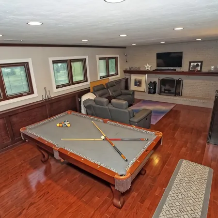 Your own suburban oasis on Cleveland's West Side