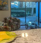 Rent or Stay Longer, Playtheyards.Com, Golf, Beach & Dining Get Away! - Wifi