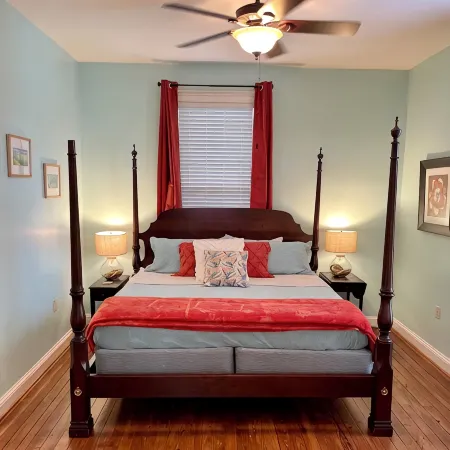 Downtown Blue Manor 1