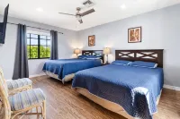 Dream Getaway Away in 6BR/4.5 Bath Oasis with Heated Pool, Steps from the Beach - Wi-Fi